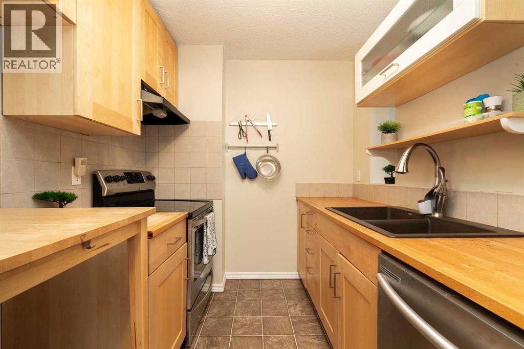 419, 5 Berkeley Place W