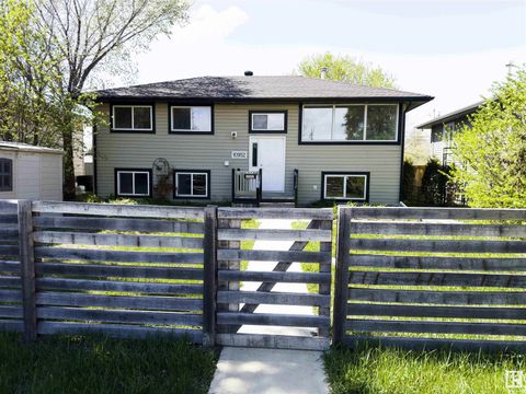 10952 158 ST NW Edmonton AB T5P2Y9