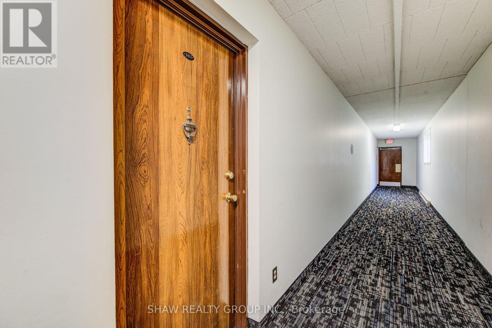 302 - 75 HAZELGLEN DRIVE