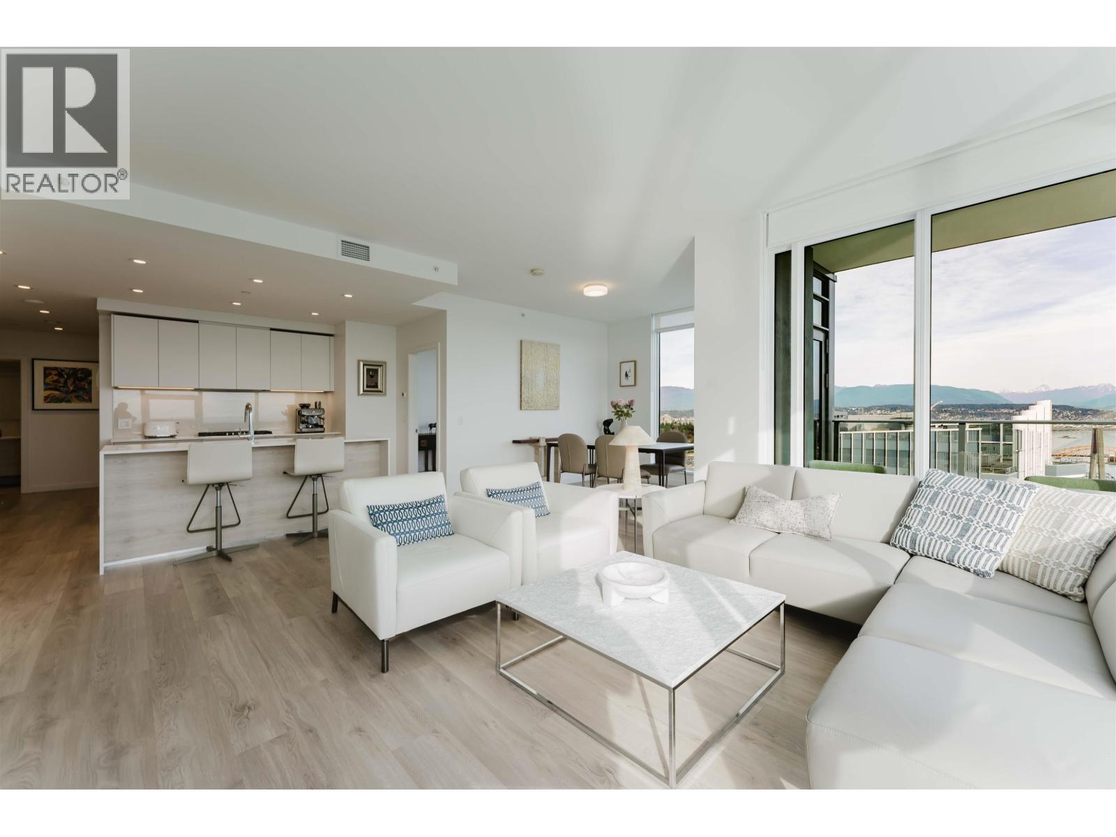 4605 680 QUAYSIDE DRIVE