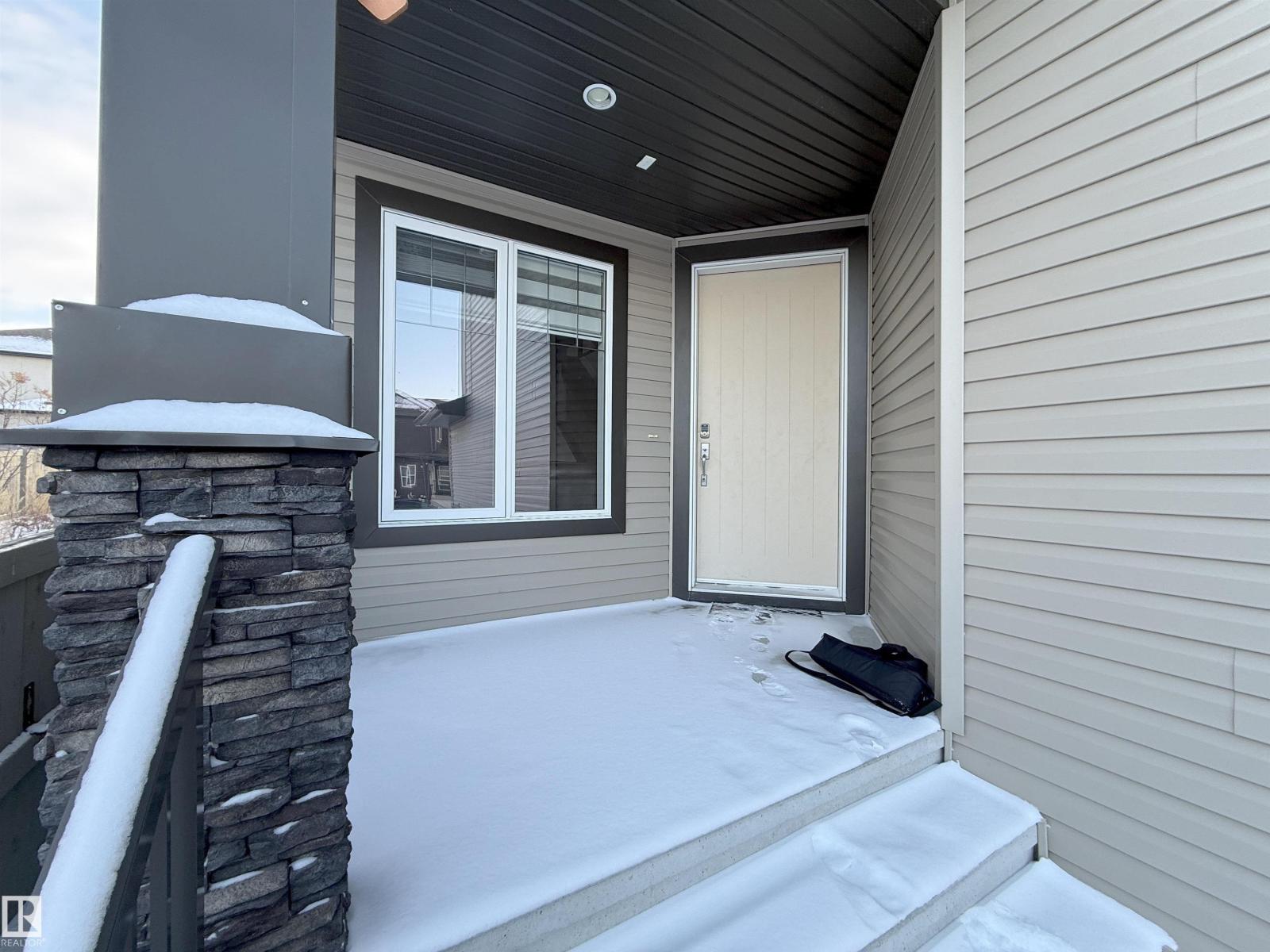 3107 13 AV NW