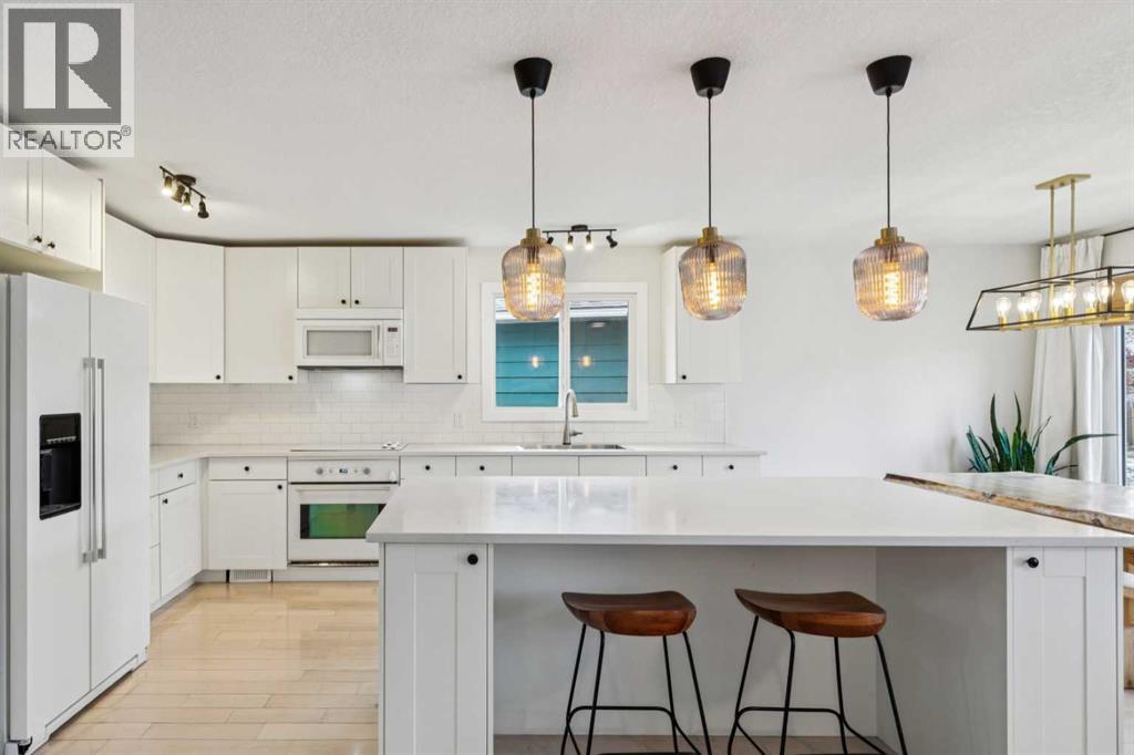 44 Shawcliffe Bay SW