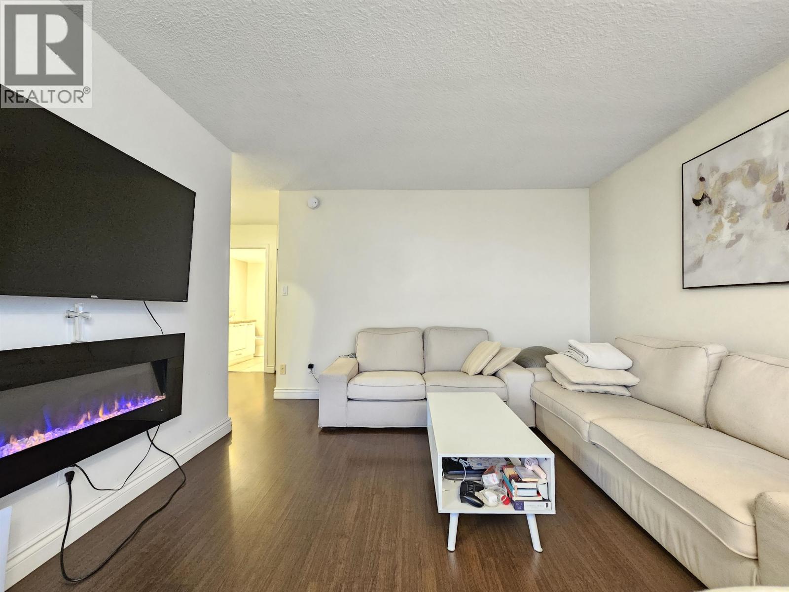 501 740 HAMILTON STREET