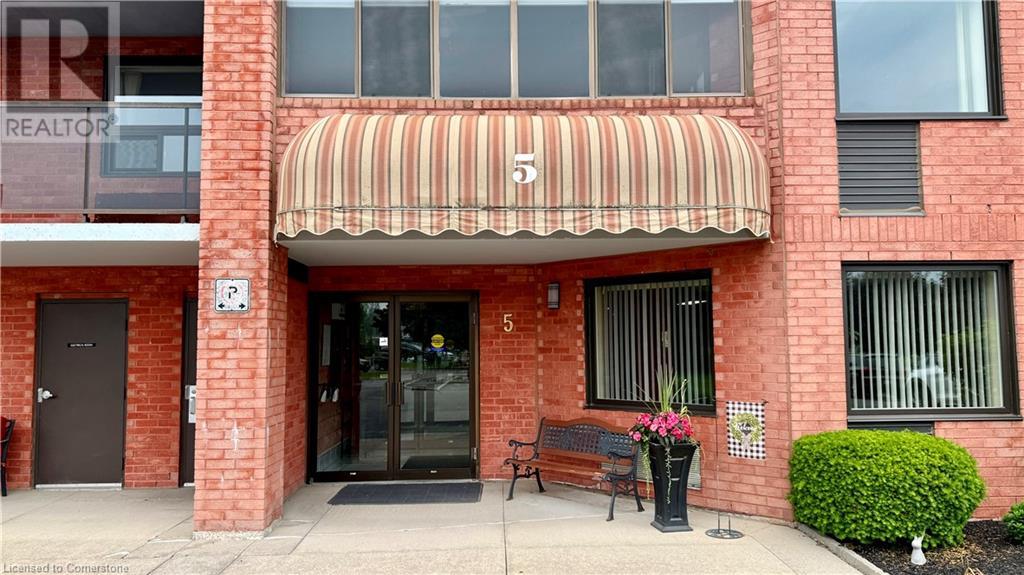 5 MILL POND Court Unit# 604
