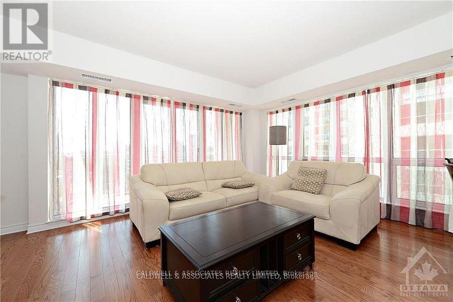 1012 - 234 RIDEAU STREET