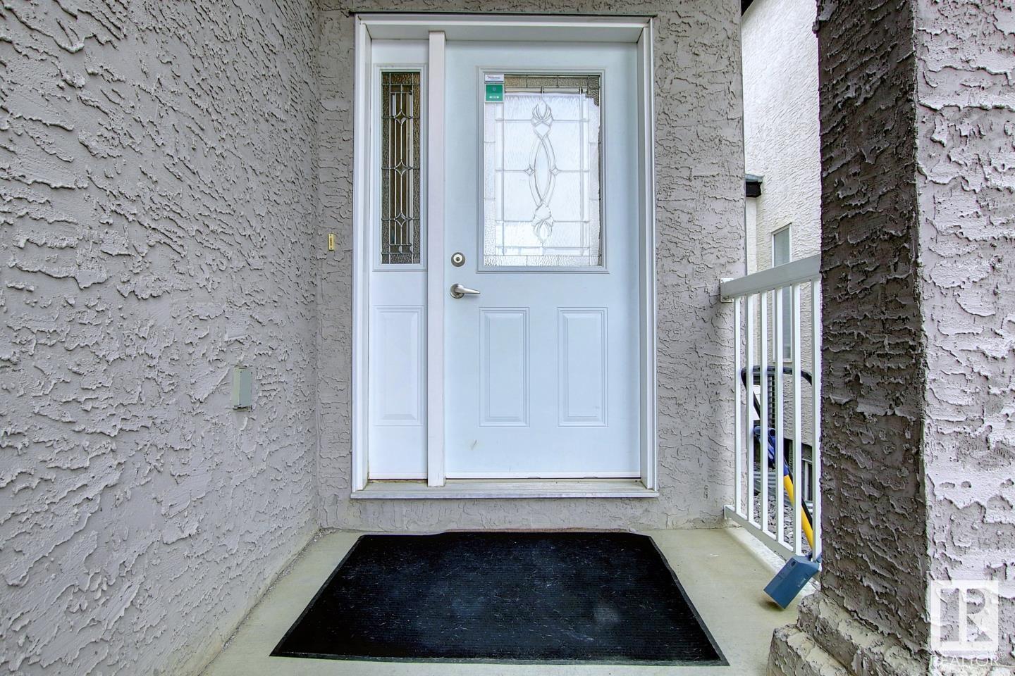 16911 54 ST NW
