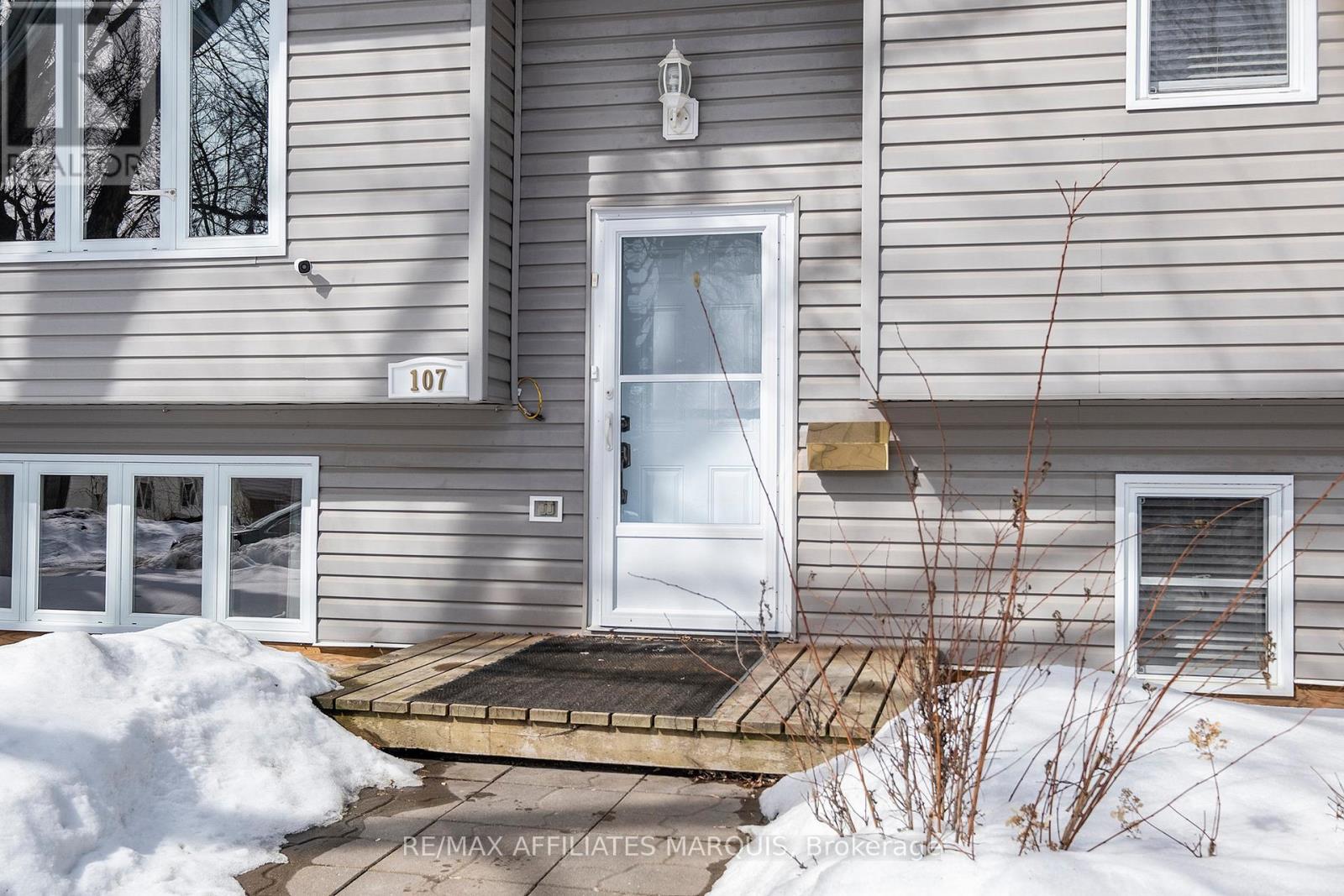 107 - 26 SALMON SIDE ROAD