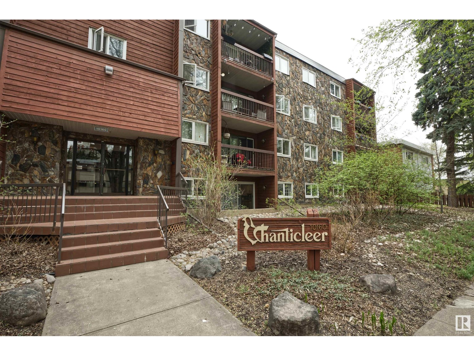 #21 10160 119 ST NW