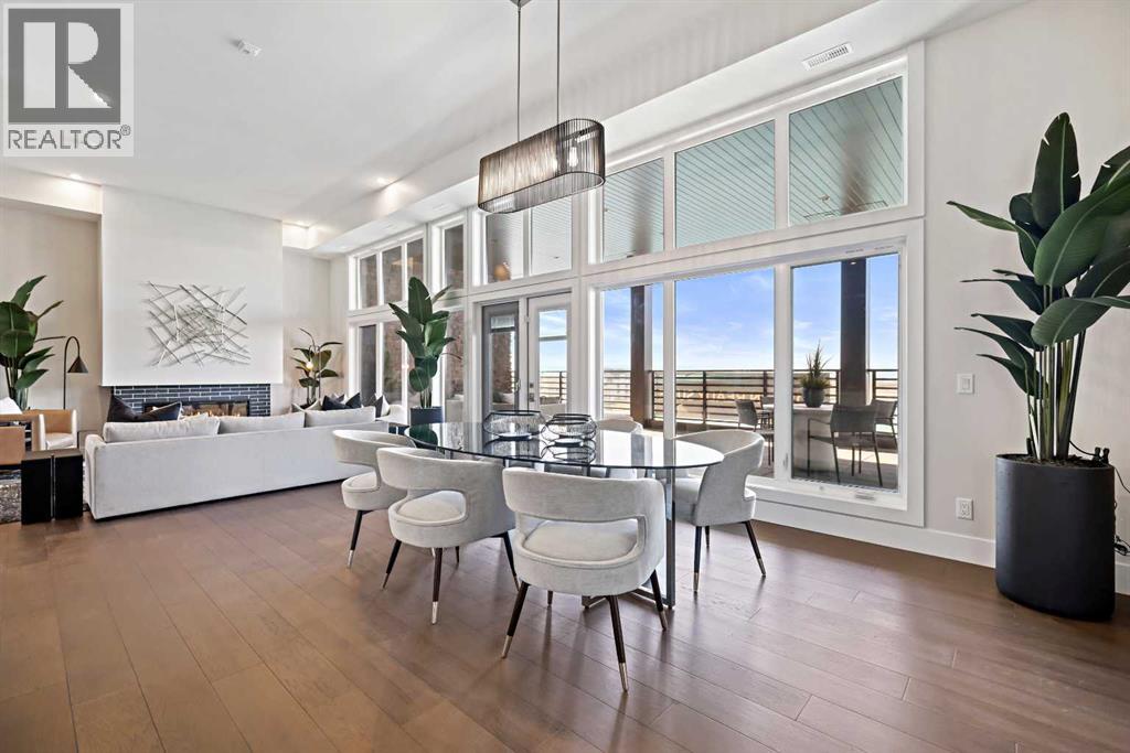 302, 170 Marina Cove SE