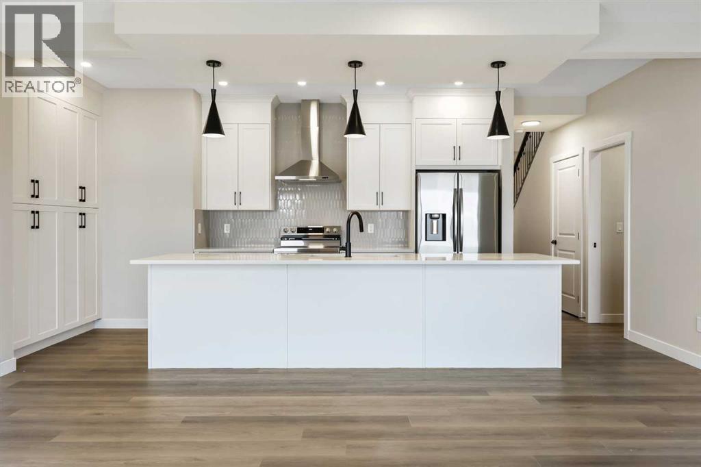 825 Baywater Place SW