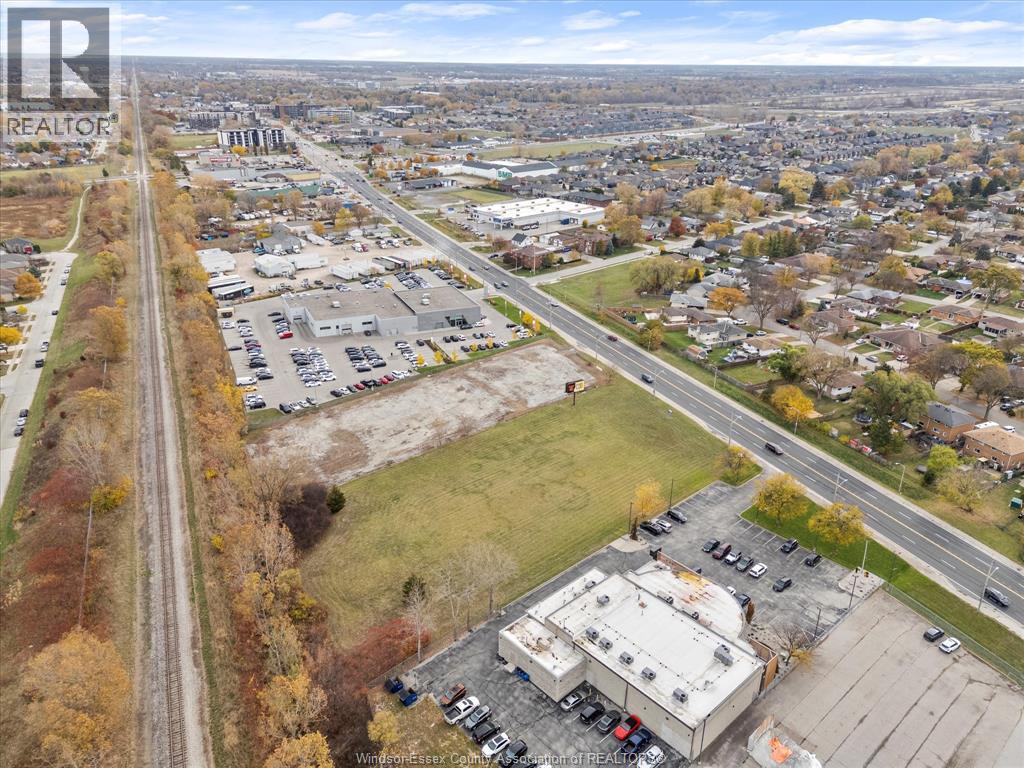 10982 TECUMSEH ROAD East