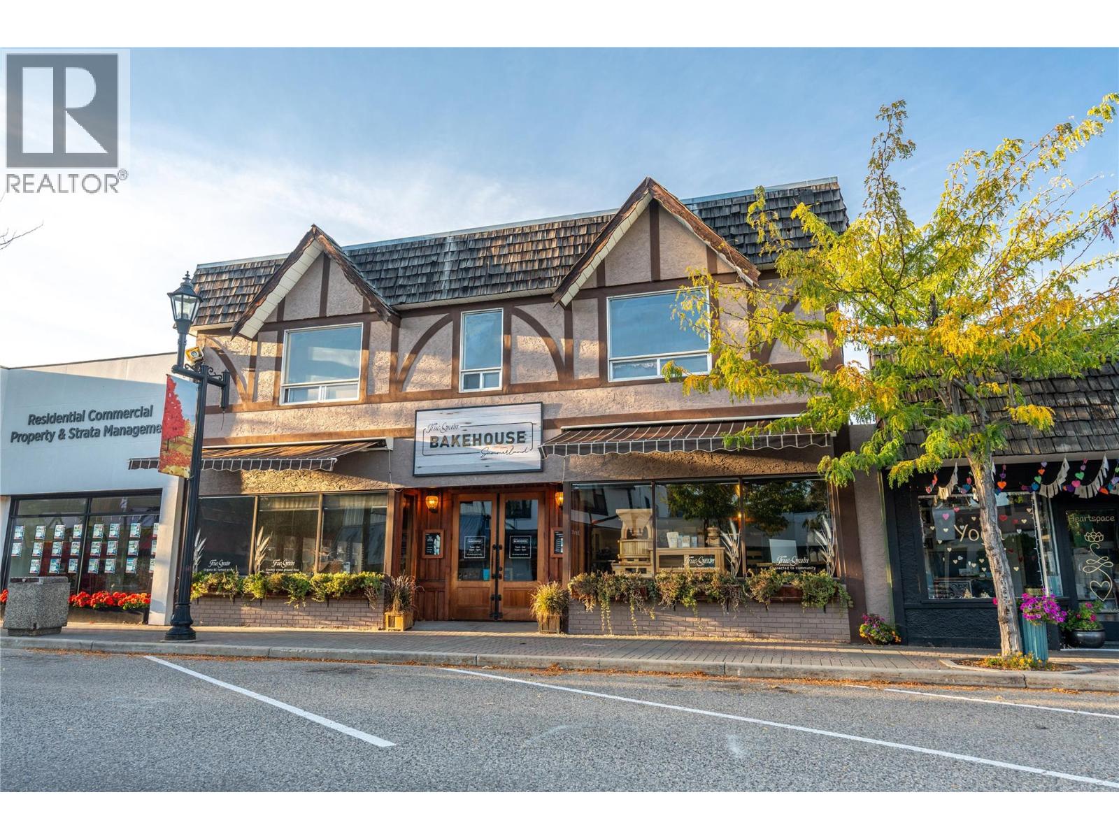 10110 Main Street