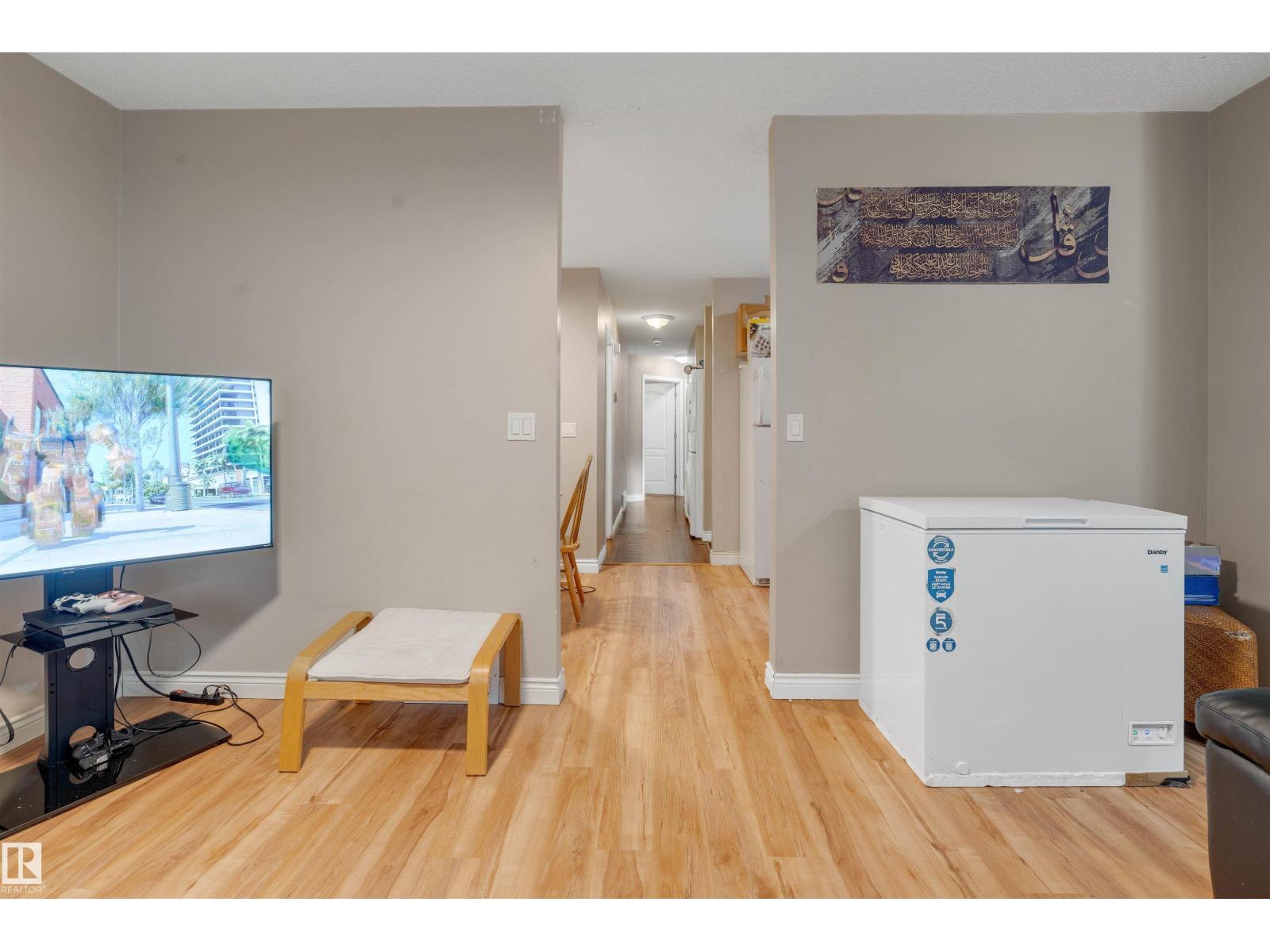 12957 - 12959 117 ST NW