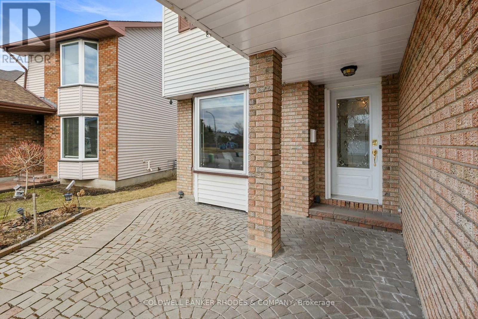 2184 EAST ACRES ROAD