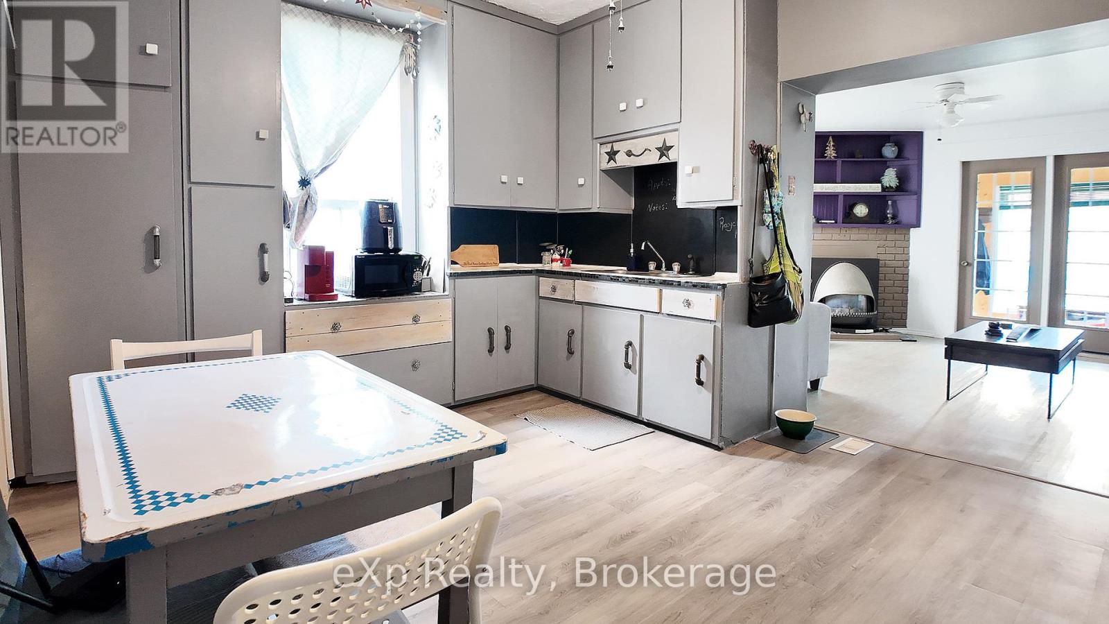 258 8TH STREET