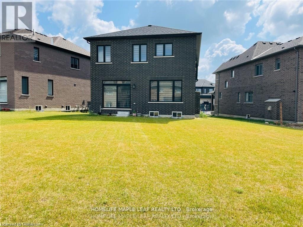 117 SILVERWOOD Crescent