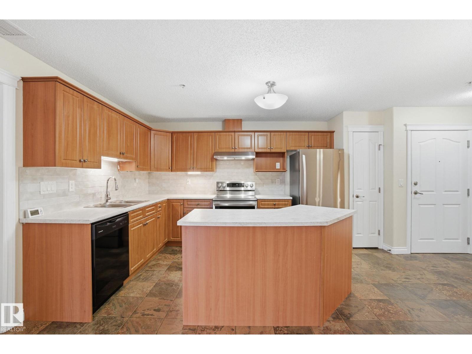 #219 7801 GOLF COURSE RD