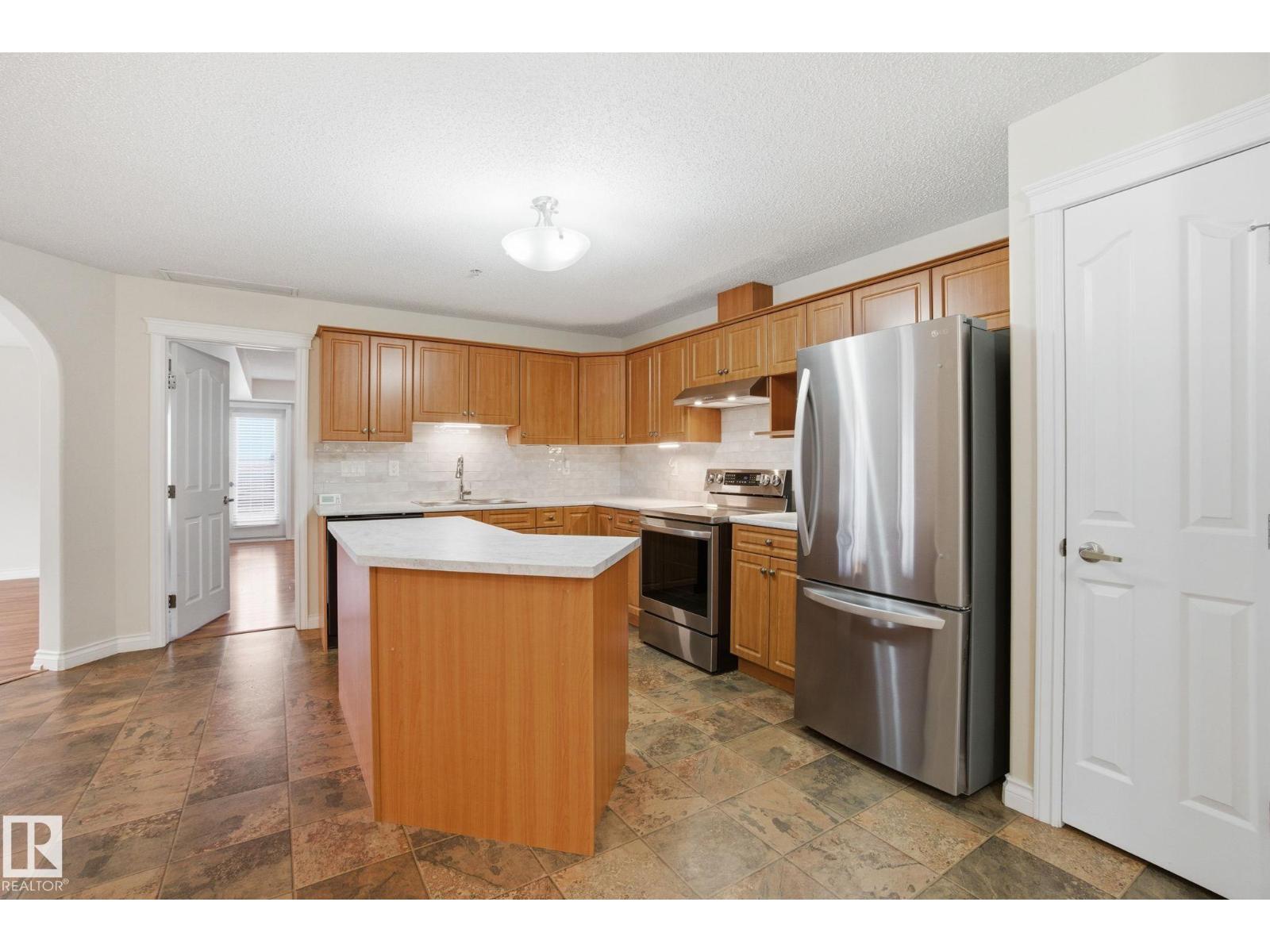 #219 7801 GOLF COURSE RD