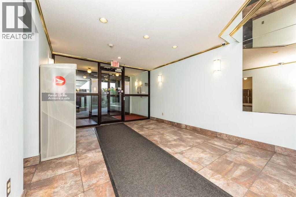 206, 333 Garry Crescent NE