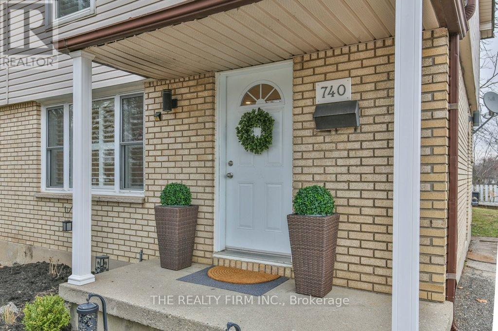 740 NOTRE DAME DRIVE