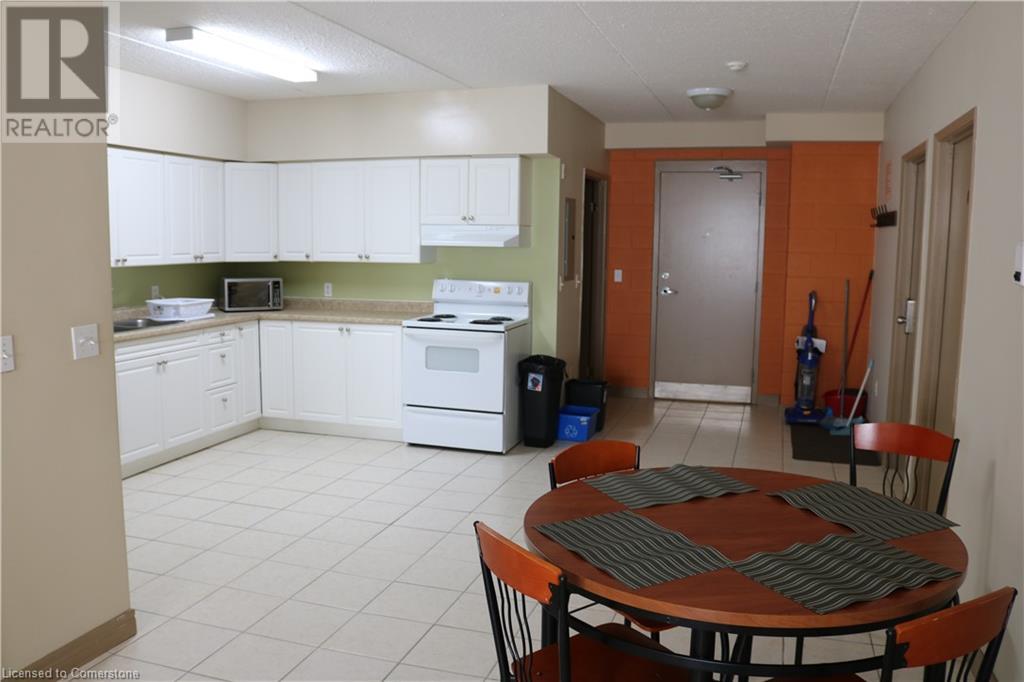 271 LESTER Street Unit# 203