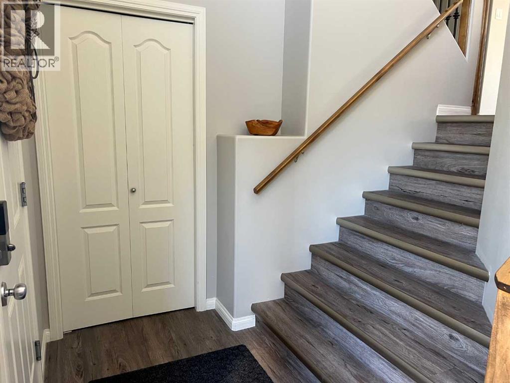 91 Coalbanks Gate W