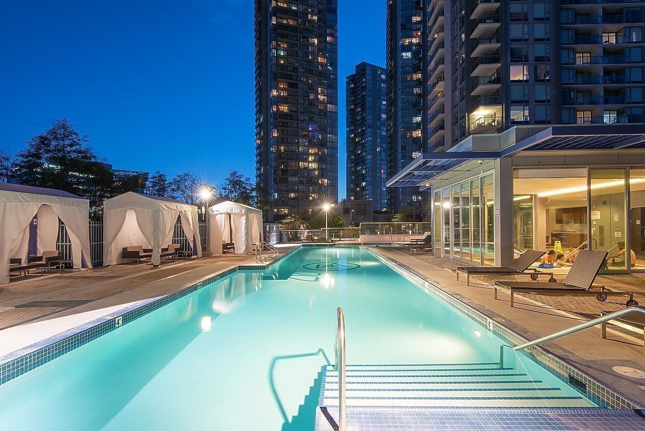 301 13696 100 AVENUE