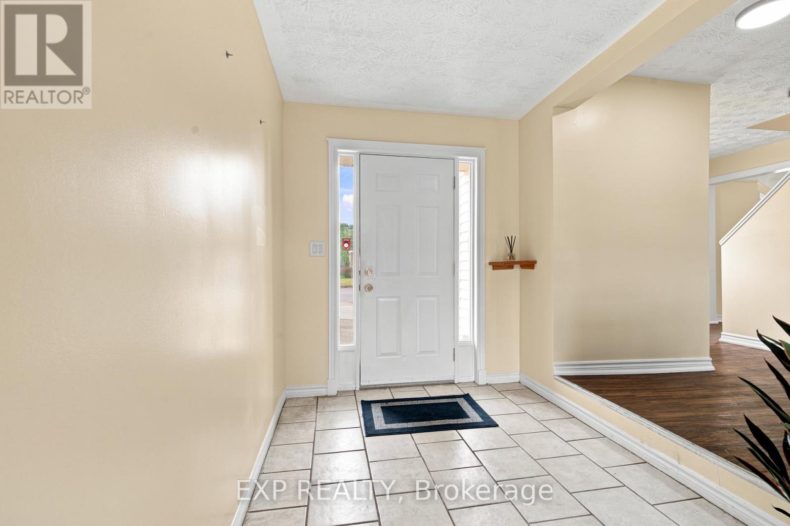 208 THOROLD ROAD