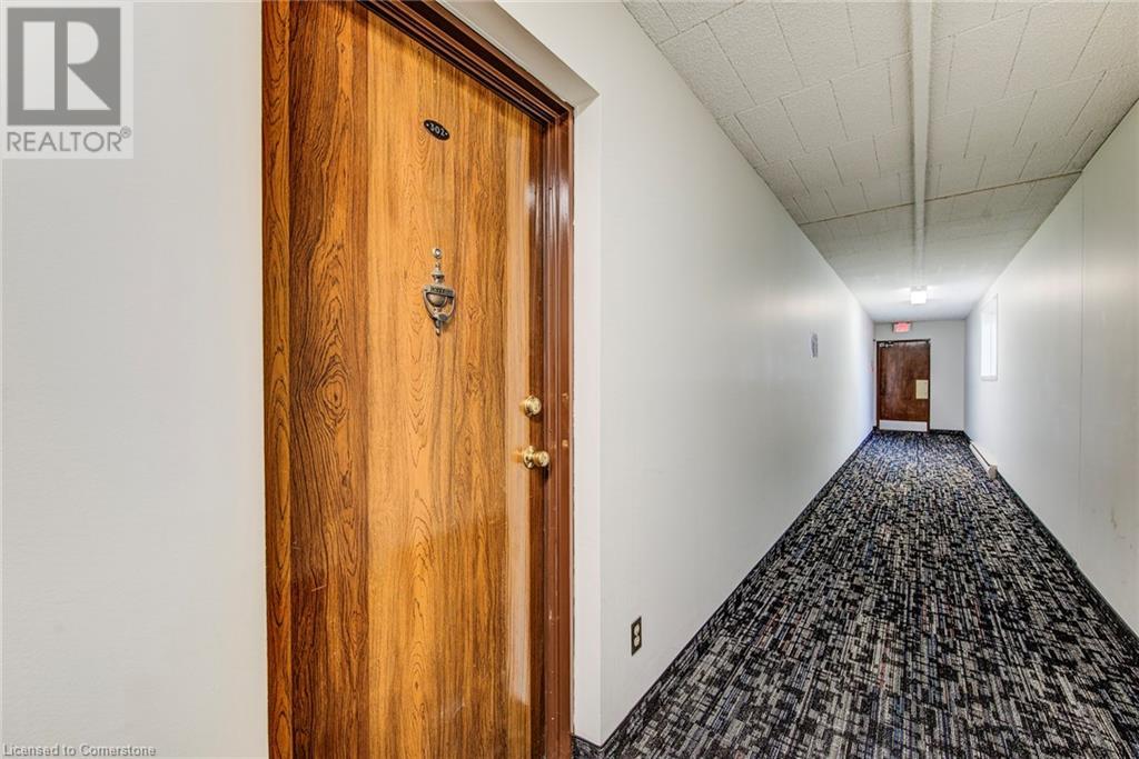 75 HAZELGLEN Drive Unit# 302