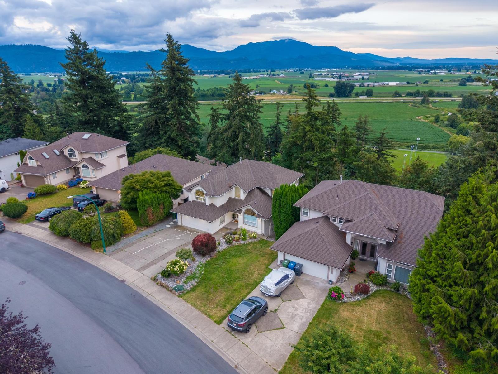 35682 TIMBERLANE DRIVE