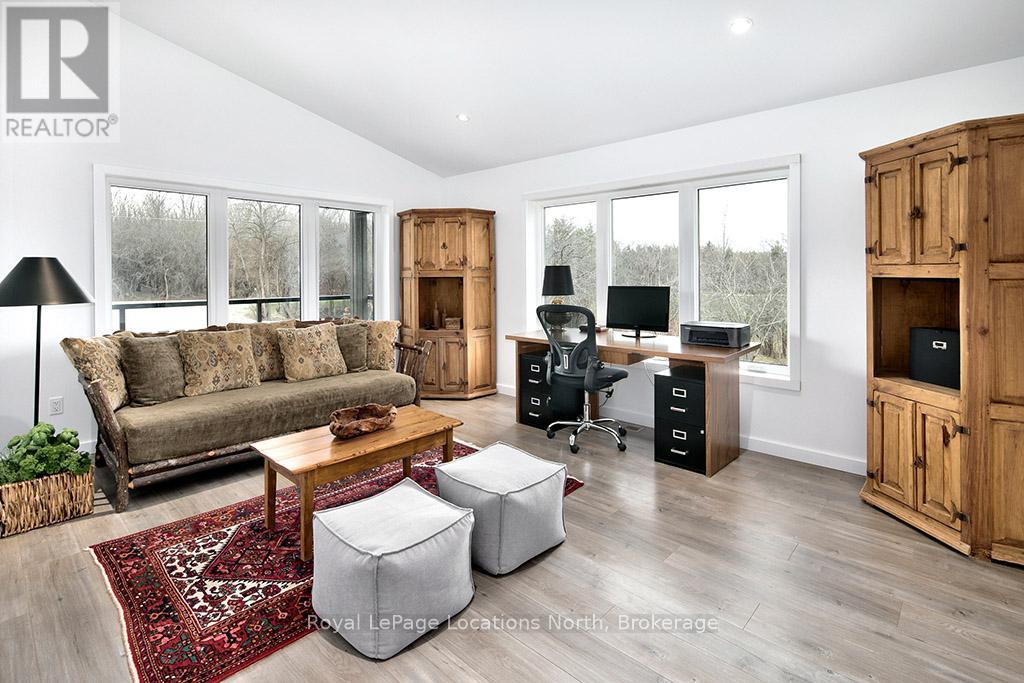 145 ST VINCENT CRESCENT