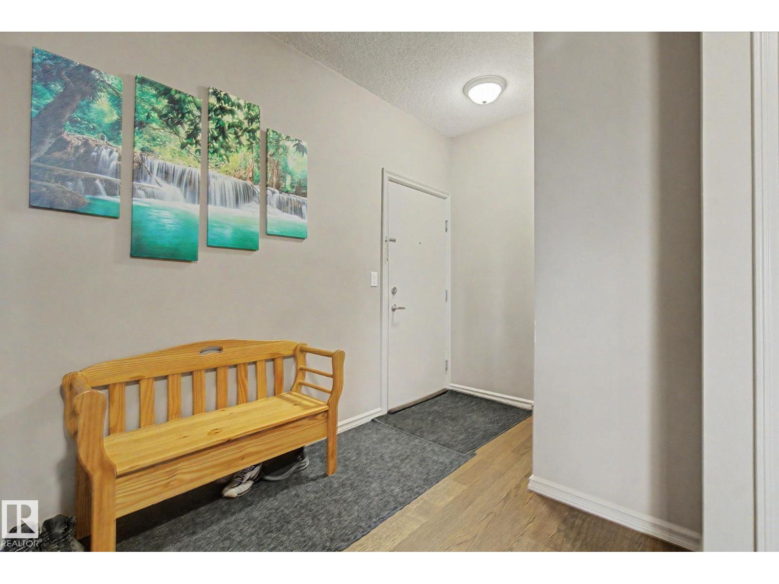 263 MacEwan RD SW