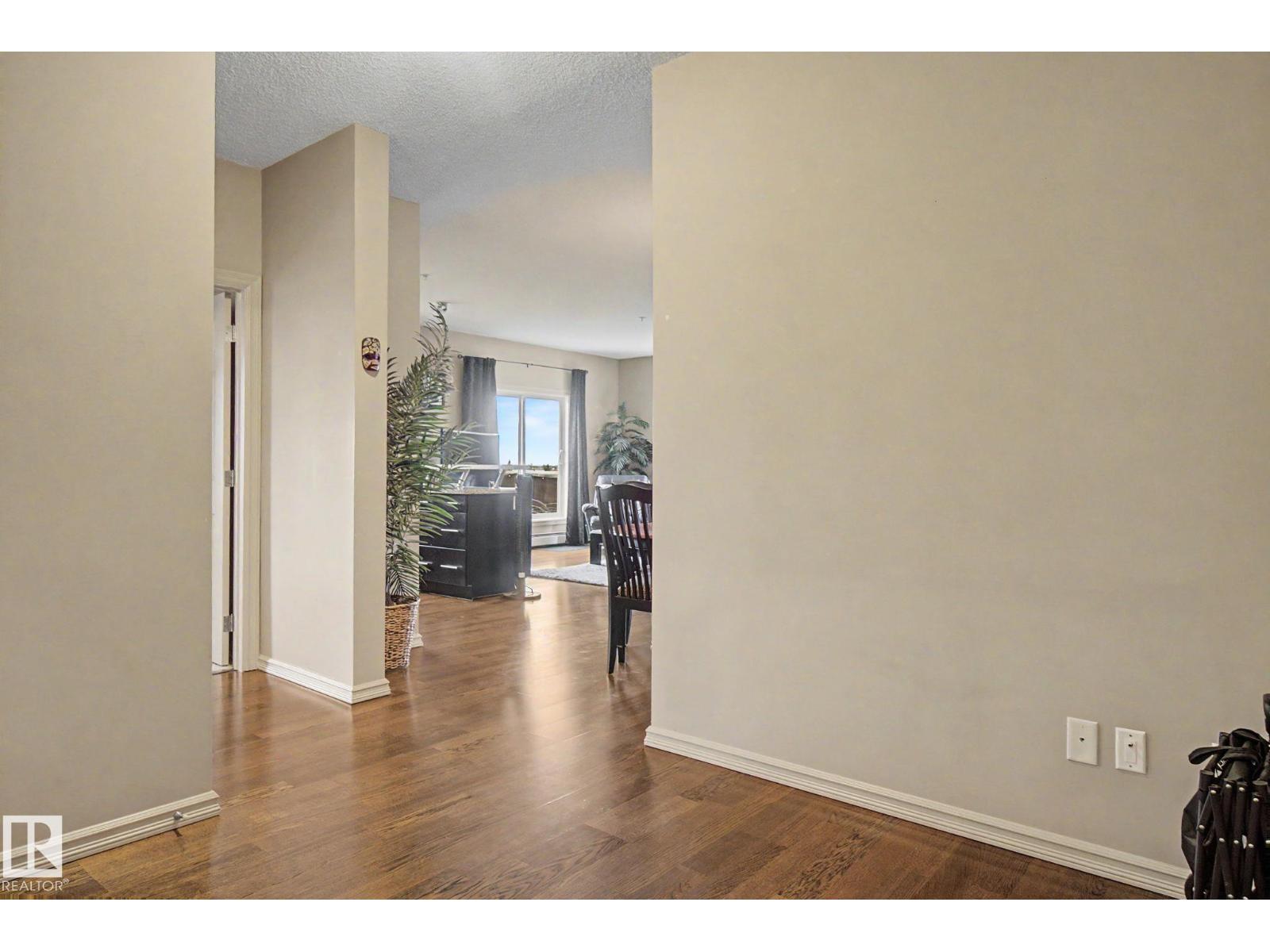 263 MacEwan RD SW