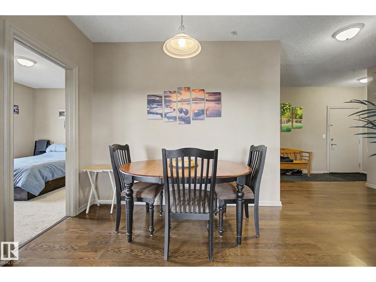 263 MacEwan RD SW
