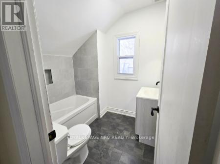 UNIT 2 - 129 DURHAM STREET