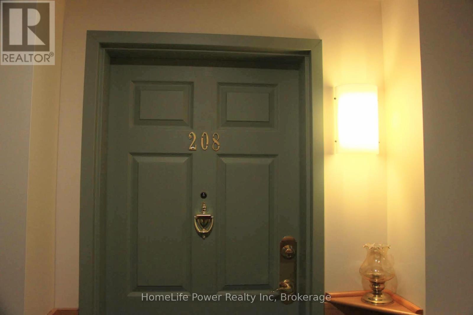 208 - 20 ST GEORGE STREET