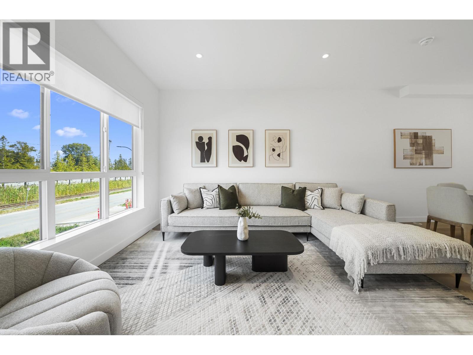 144 388 DUNCAN STREET