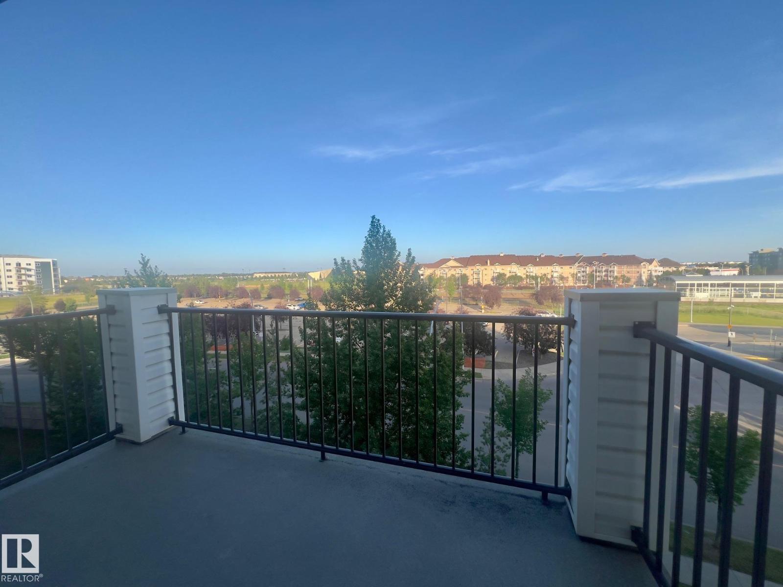 #1423 330 CLAREVIEW STATION DR NW