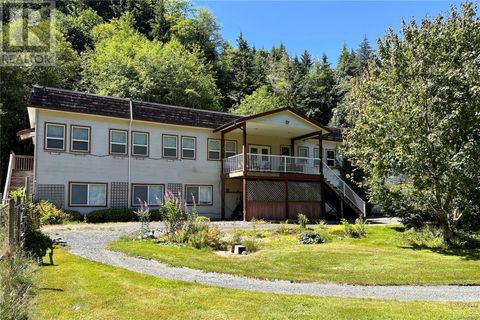 1165 Salmon River Main Sayward BC V0P1R0