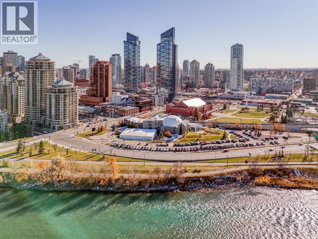 214, 1321 Kensington Close NW