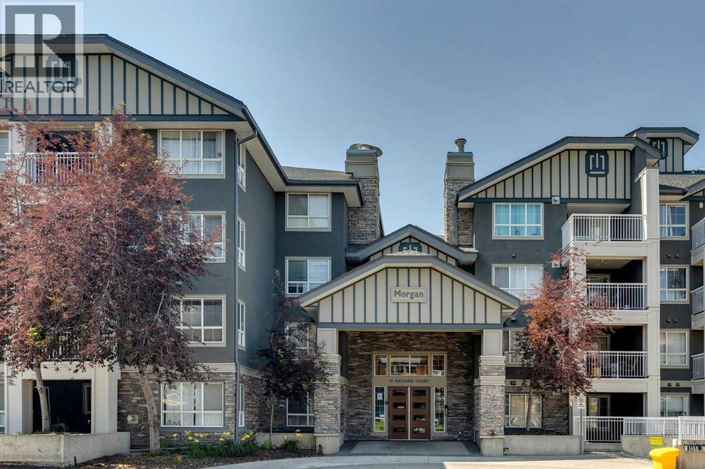 438, 35 Richard Court SW