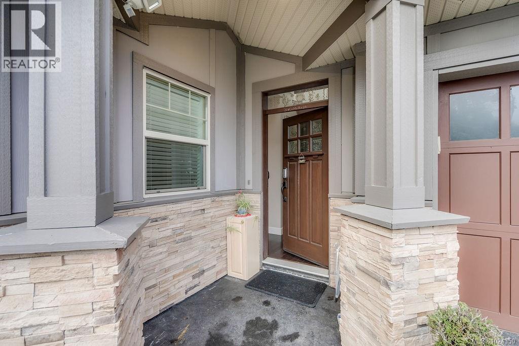 110 1177 Deerview Pl