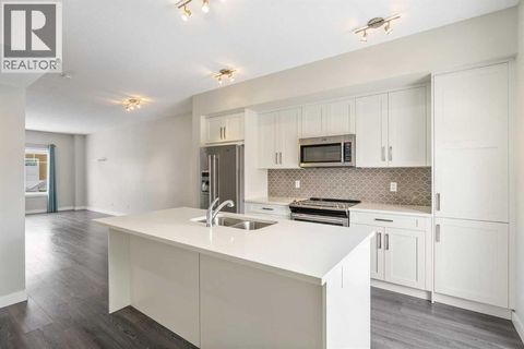 524 Canals Crossing SW Airdrie AB T4B4L3