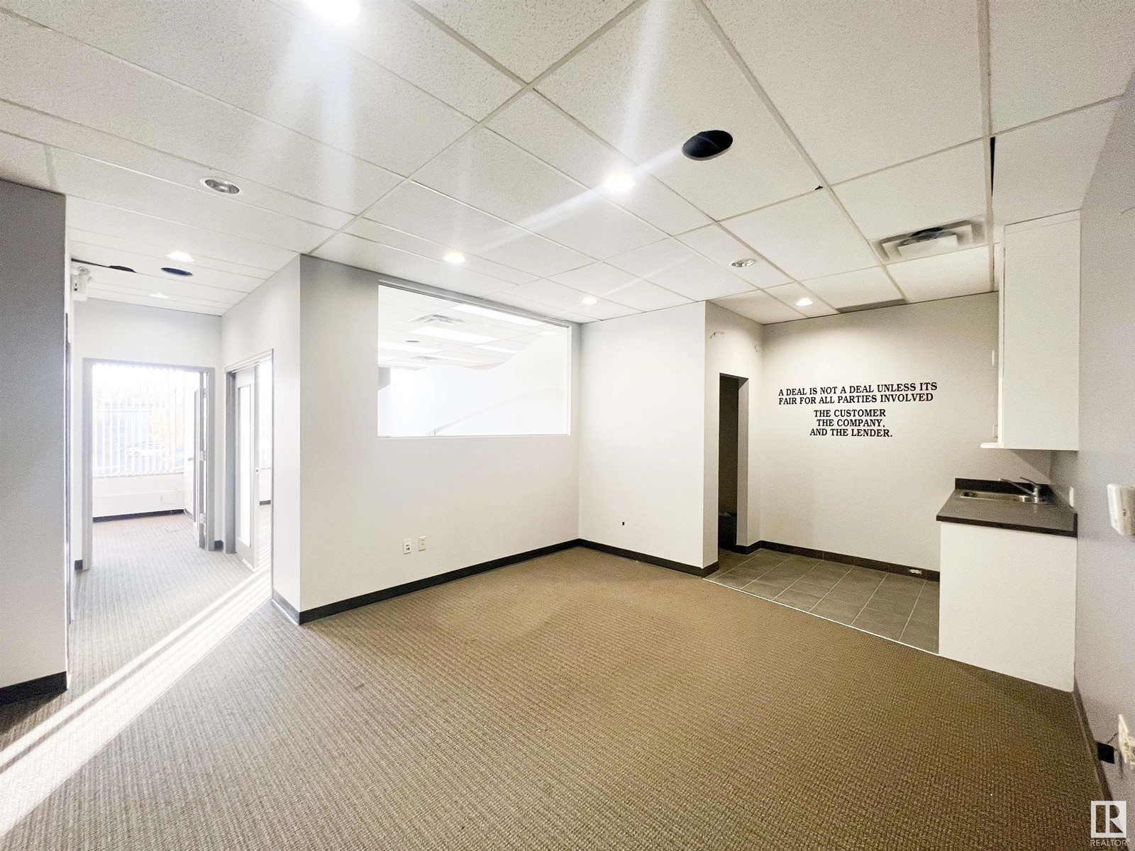 10310 124 ST NW