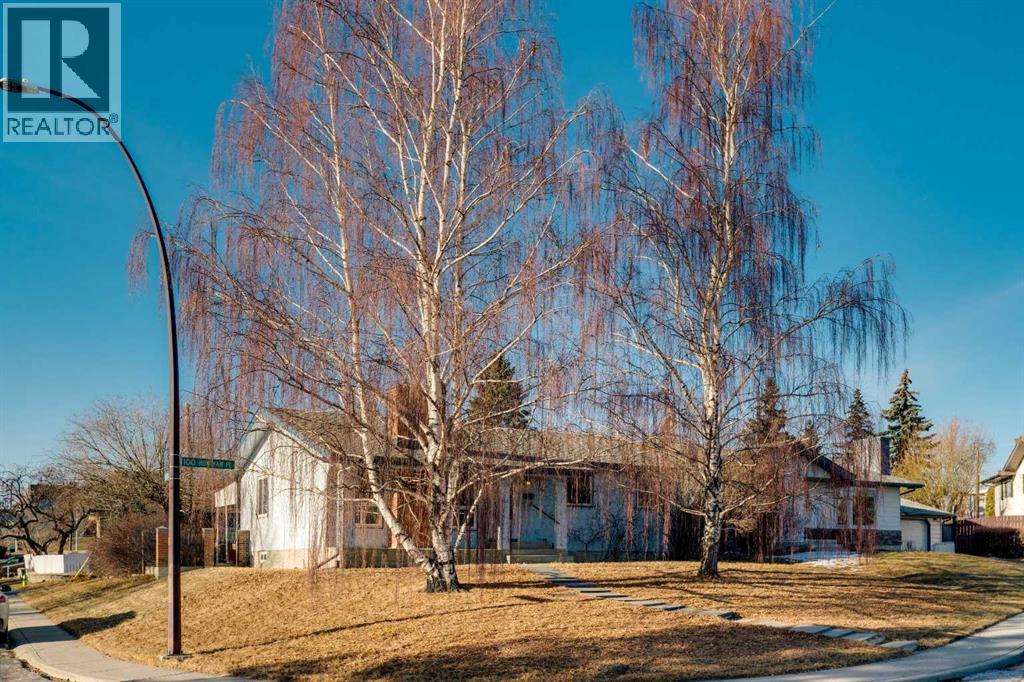 102 Huntham Place NE