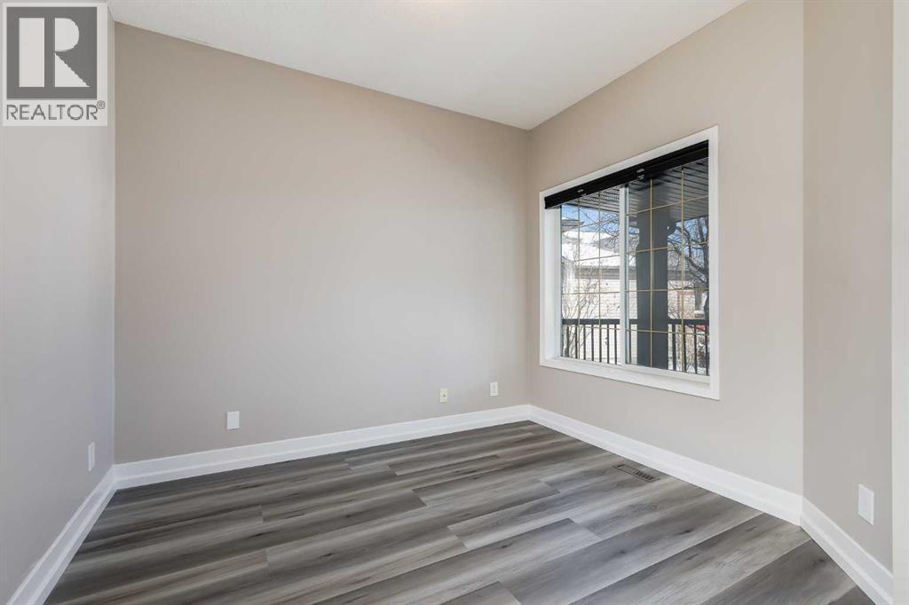 148 Stonegate Crescent NW