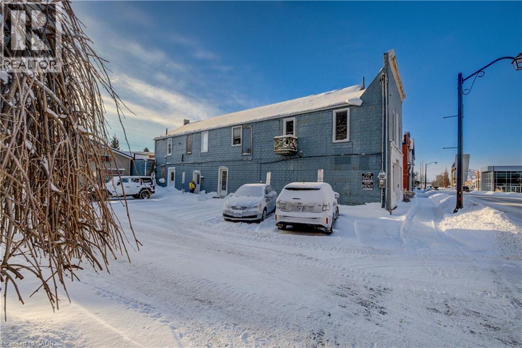 41-43 WOODSTOCK Street S