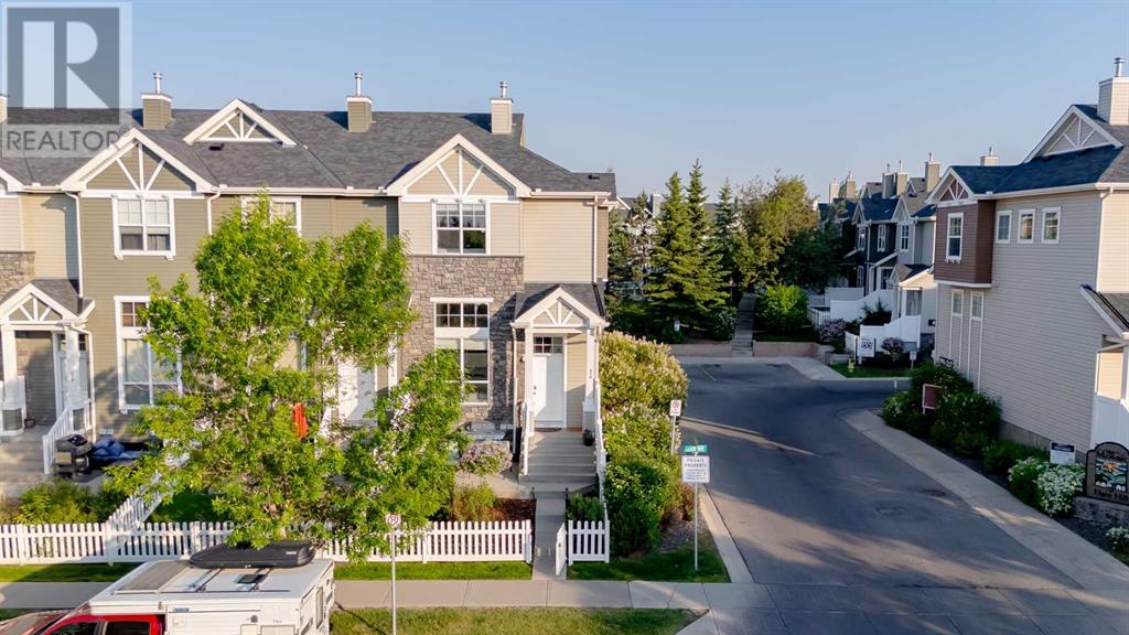 268 Elgin Way SE