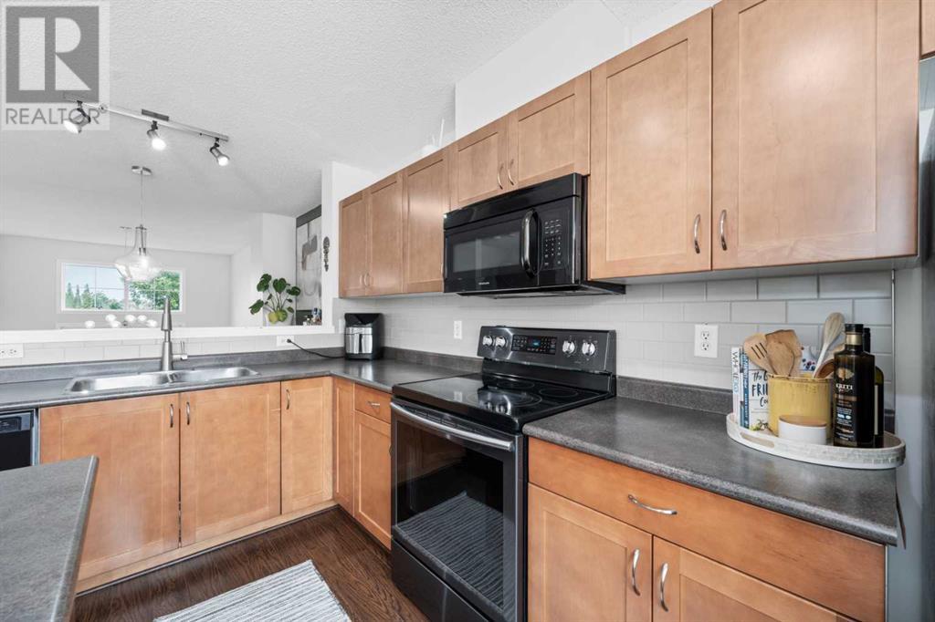 268 Elgin Way SE