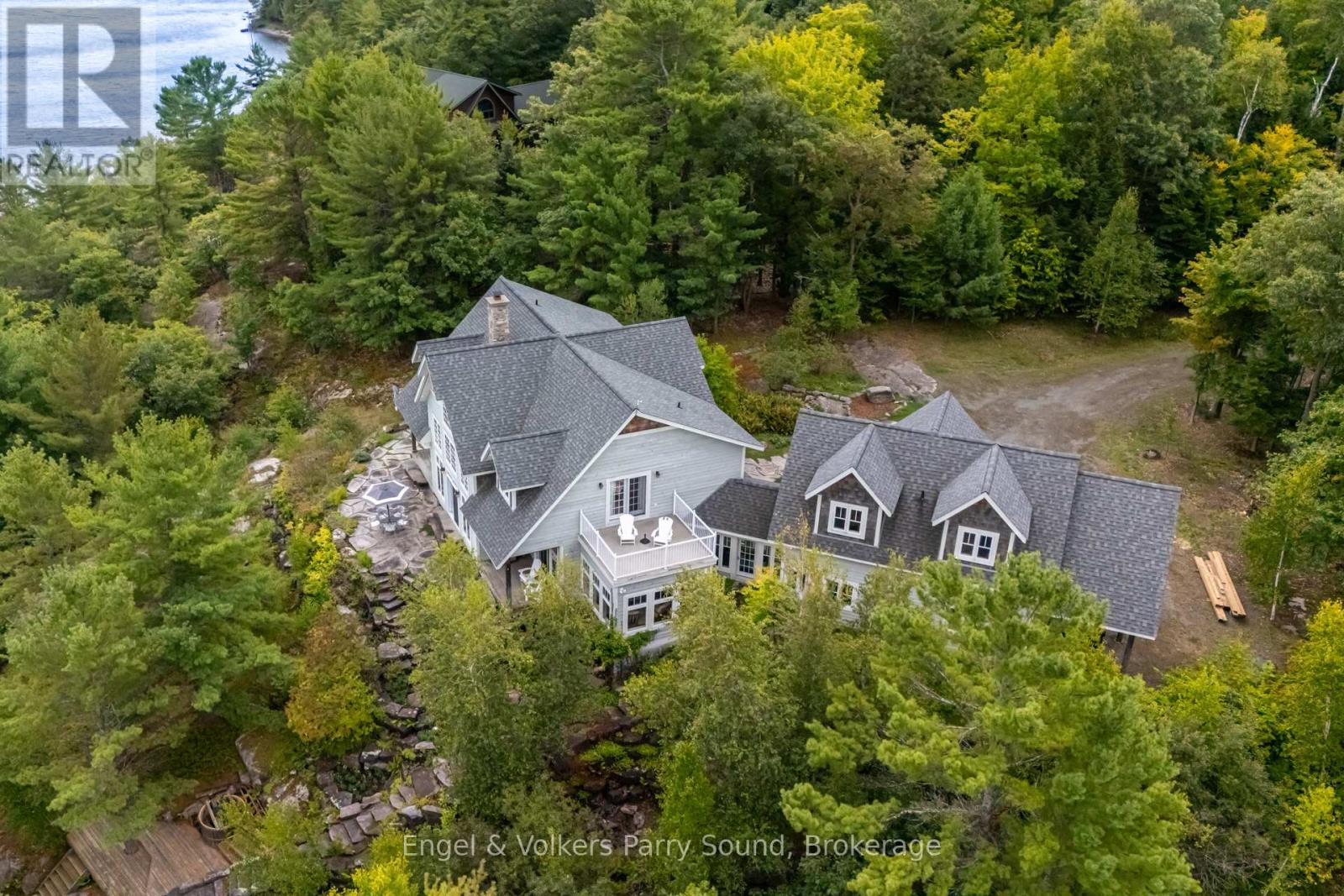 22 BEACON POINT DRIVE